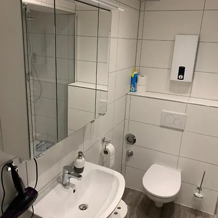 S17 Apartment *